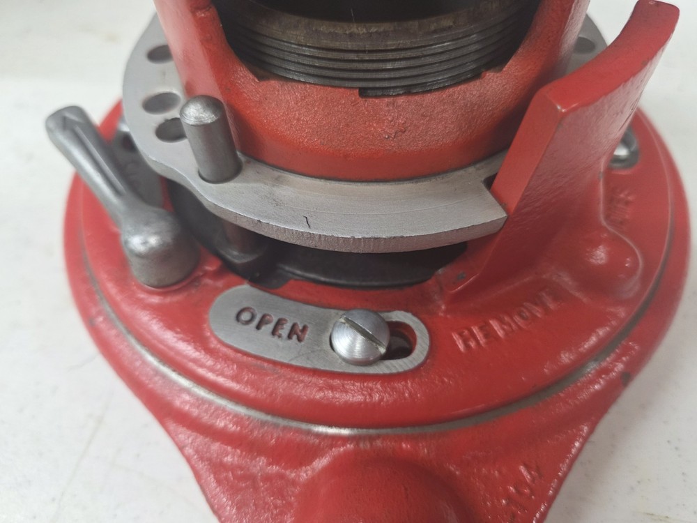 RIDGID 65R Pipe Threader