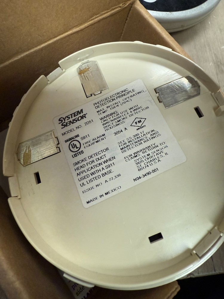 System Sensor 2D51 Sensor Head USED