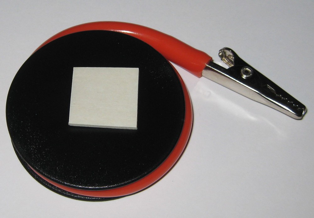 Flexible Arm and Clip for Holding Electronic Components and Heat Sinking