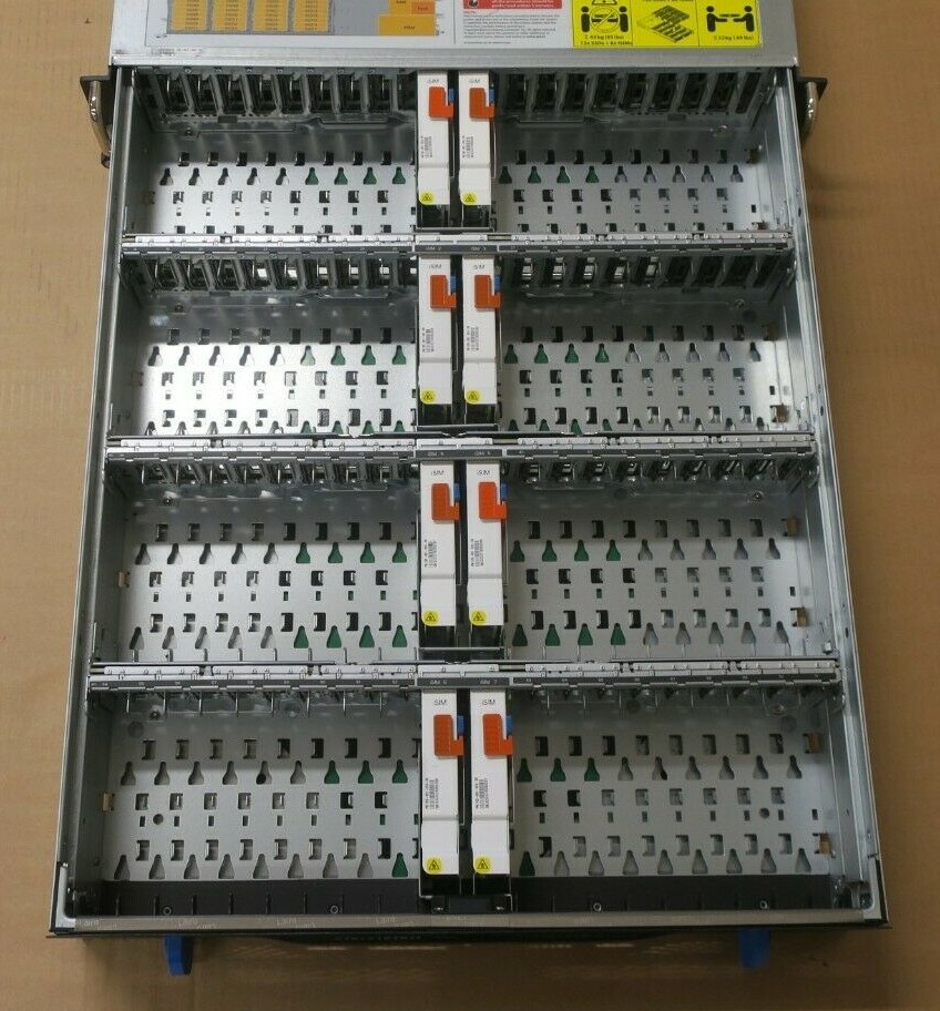 QCT QuantaVault JB2720 Extreme Performance-Density Array 72x 2.5" SATA/SAS SSD