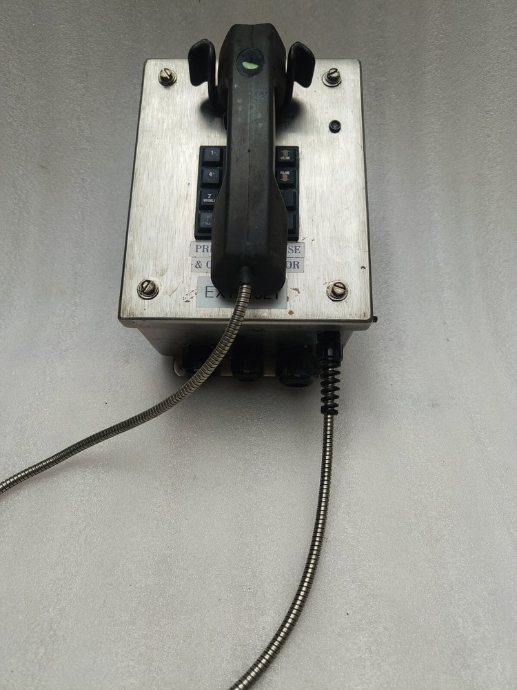FEDRAL SIGNAL ECHO E2-HND-4X Class I , DIVISION 2 Digital Intercom Station