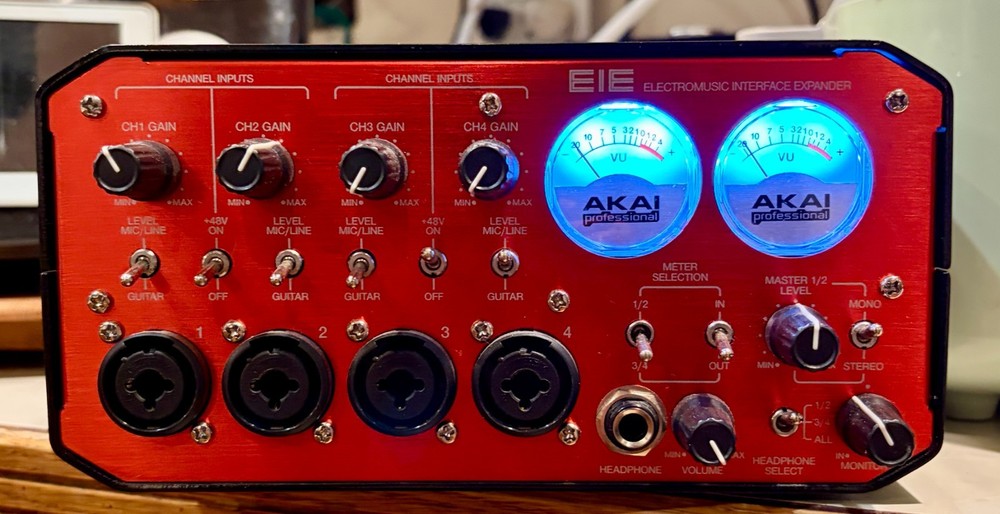 AKAI Professional EIE Pro Electromusic Interface Expander A102
