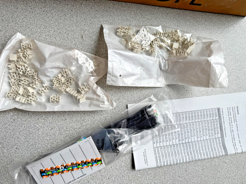 NEW CommScope CPP-5E-DM-2U-48 Cat5e 48 Port Patch Panel 760180018