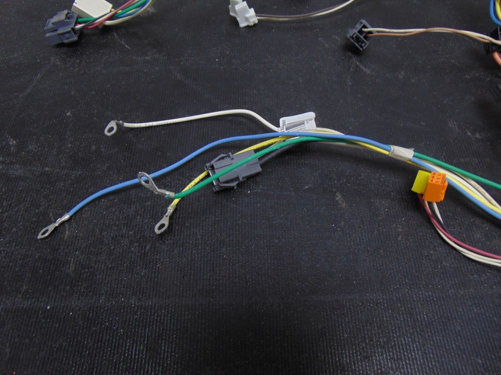 Frigidaire Range GCFG3070BFA Wire Harness A21610311