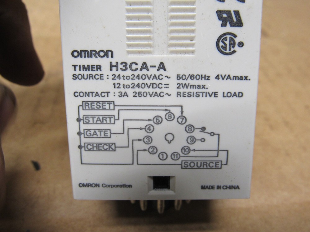 Omron H3CA-A Timer 24-240V AC/VDC