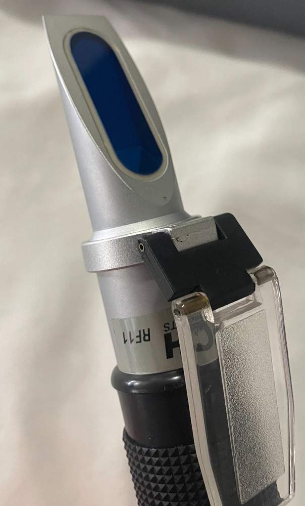 Extech Instruments RF11 Portable Refractometer w/Case