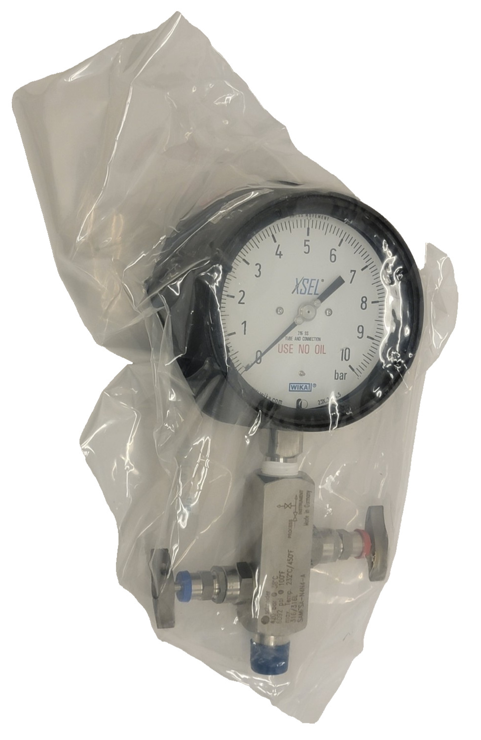 Wika Industrial Pressure Gauge 232.34 4.5" w/ Schneider SAMFSA-N4N4-A Manifold