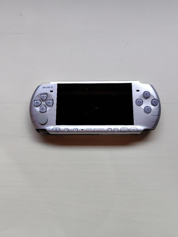 PSP Psp-3000 Silver Japan