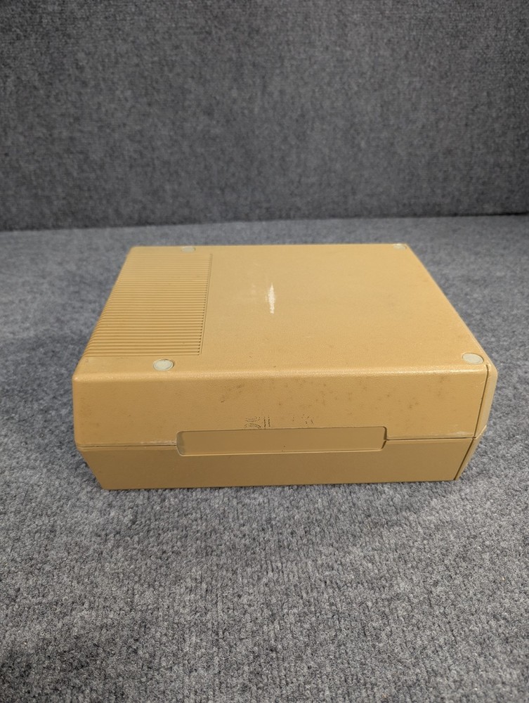 Atari 810 FLOPPY DISK DRIVE UNTESTED