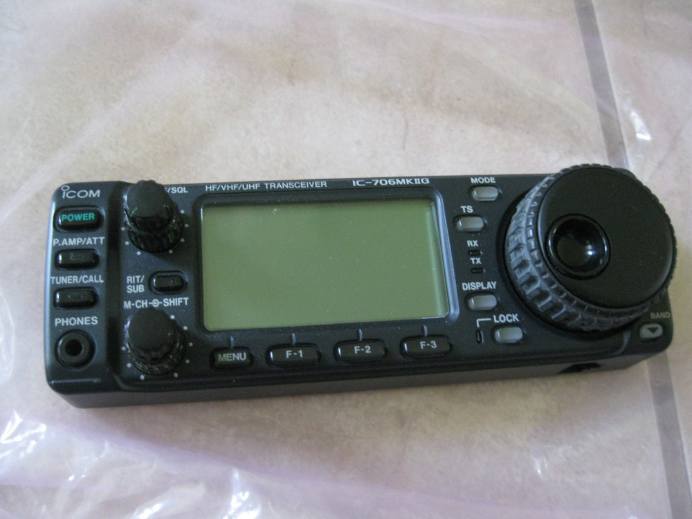 Icom IC-706MKIIG FRONT panel complete in  Excellent shape and working well