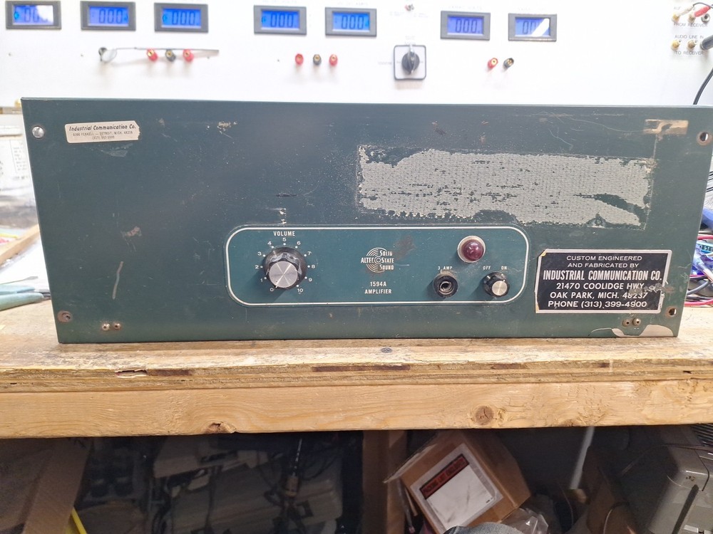 Altec 1594a 100 Watt Solid State Power Amplifier - Powers On - Parts Only