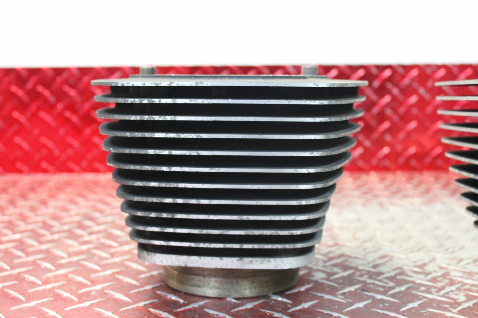 2007 HARLEY DAVIDSON HERIATGE SOFTAIL 96 OEM STOCK CYLINDER JUGS & PISTONS HST26