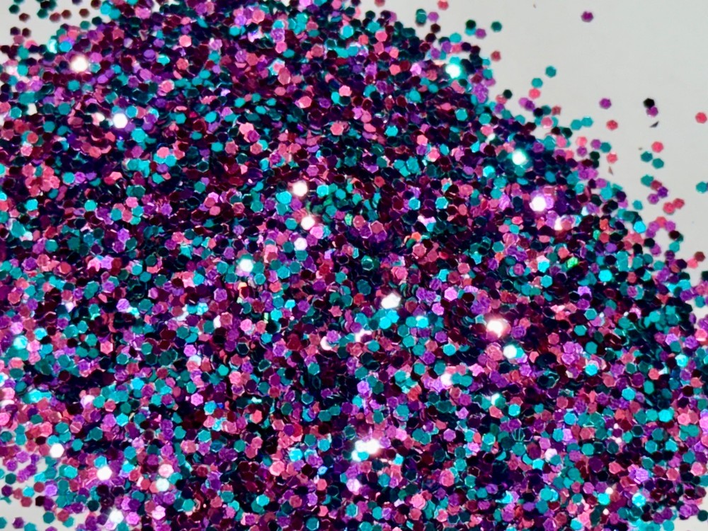 "Unicorn Taffy" Glitter Medium Cut