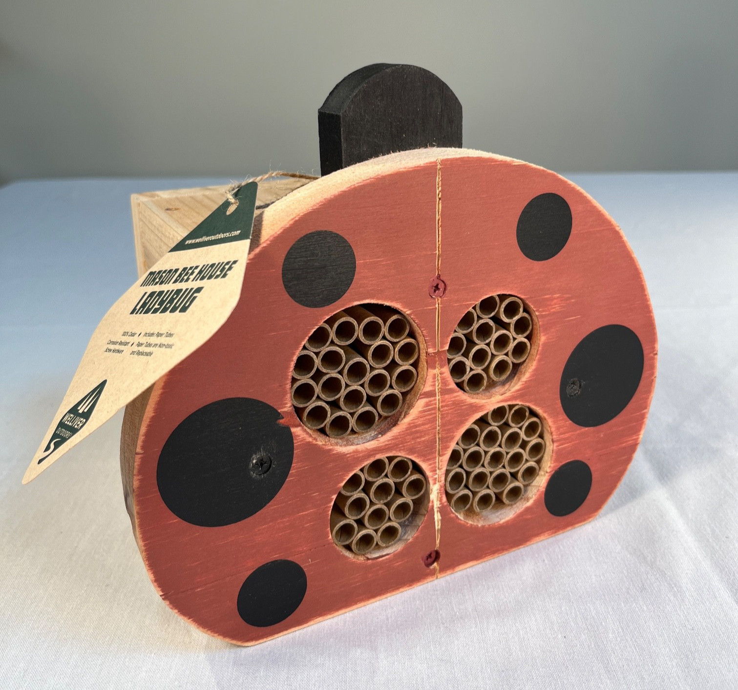 New Open Box Welliver Mason Bee House Ladybug Design, Cedar, Paper Tubes