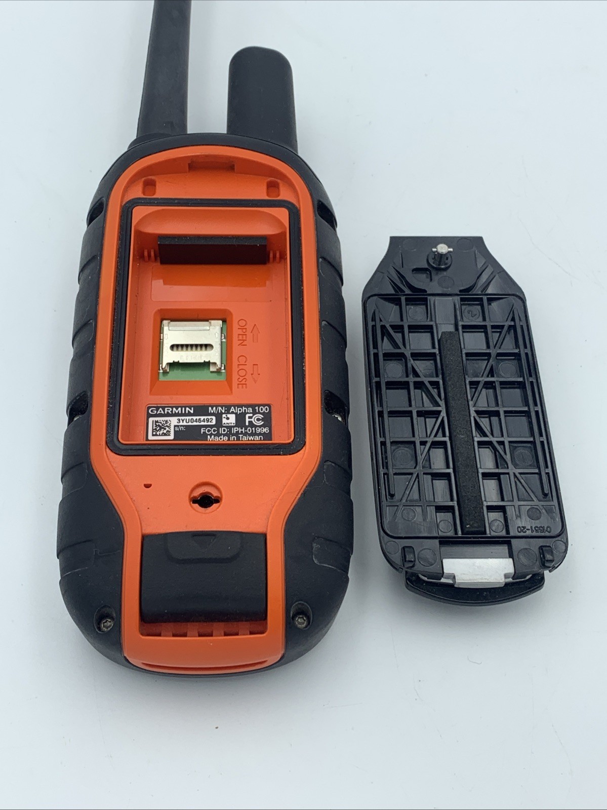 Garmin Alpha 100 Handheld - No Battery No Cord “Untested*