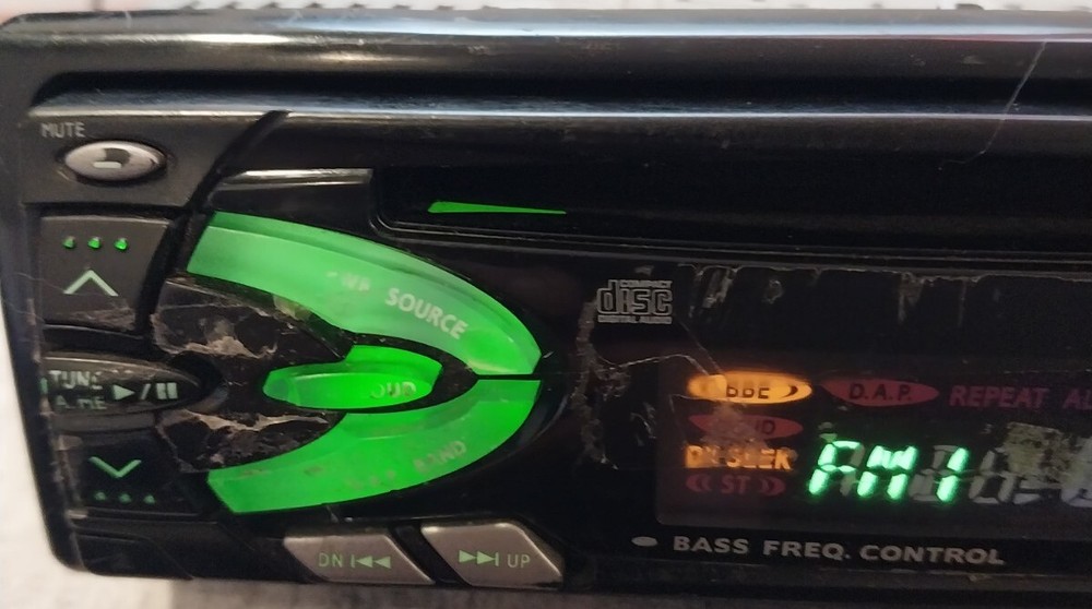 Alpine CDE-7853 faceplate Only (Used).