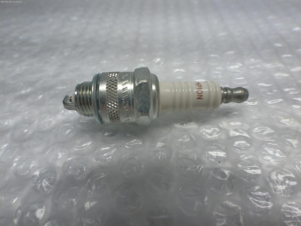 CHAMPION JI8YC SPARK PLUG NSNP