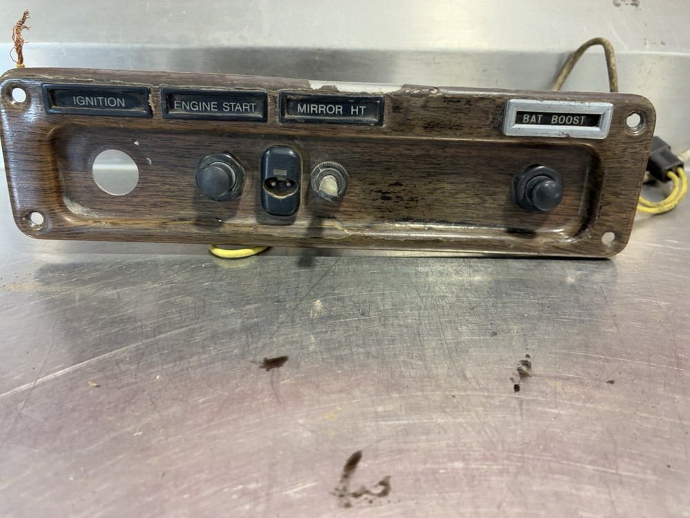 Freightliner FLD CLASSIC Ignition Dash Panel