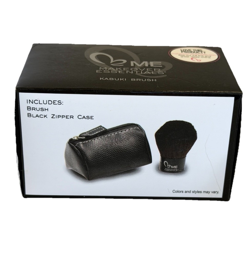 M.E. Kabuki Brush With Zipper Case - Black