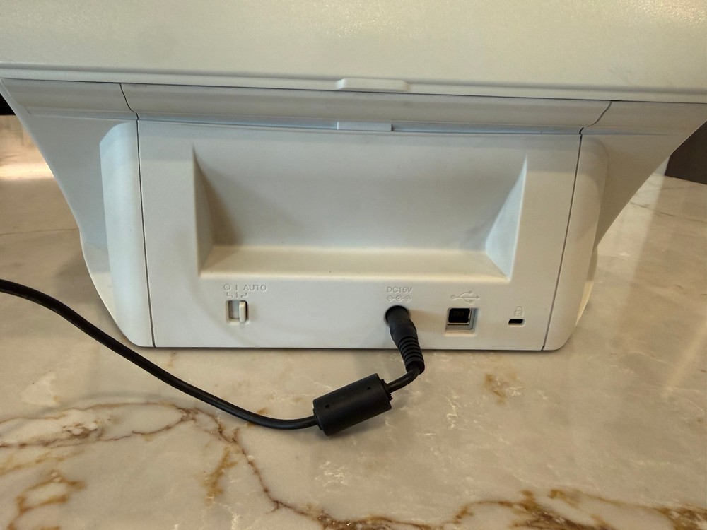 Canon imageFORMULA DR-2010C Document Scanner | USB | Windows Only | Powers On