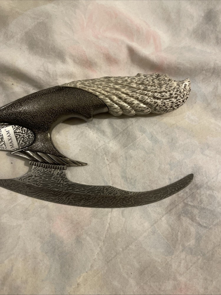 ￼ fantasy dagger