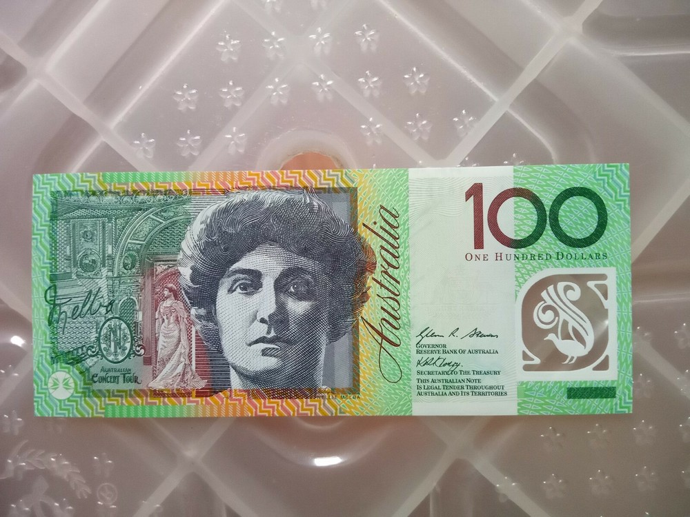 2008 $100 Dollar AA08 First Prefix. Stevens / Henry.. Uncirculated