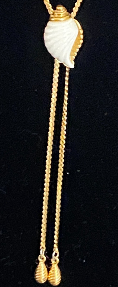 Vintage Avon Shell Slider Necklace