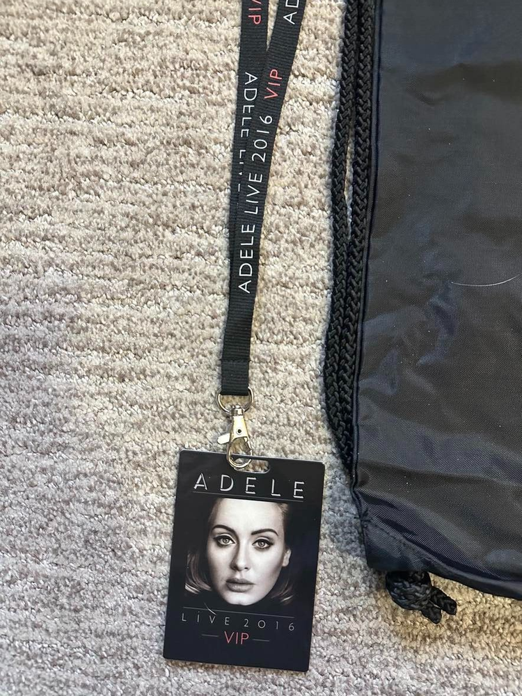 ADELE LIVE 2016 - Black Drawstring Bag + Lanyard - NEW