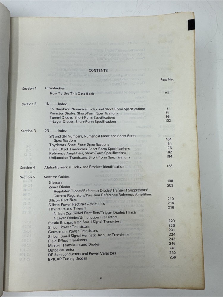 Motorola Semiconductor Products - The Semiconductor Data Book, 4th Edition .1969
