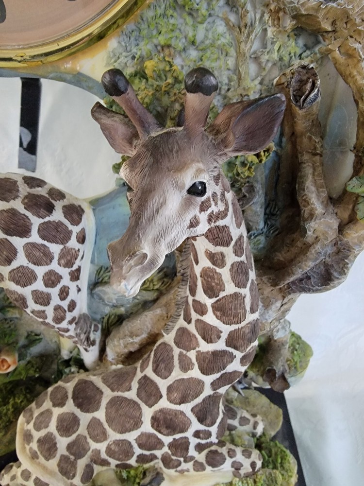 Endangered Species Giraffe Quartz Clock