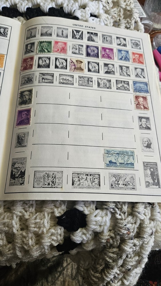 Monarch World Stamp Album Stamp Book With Stamps