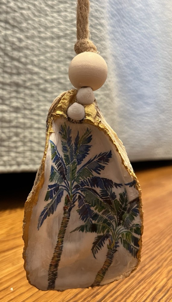 Decoupage Palm Tree On Oyster Shell Great For beach Theme