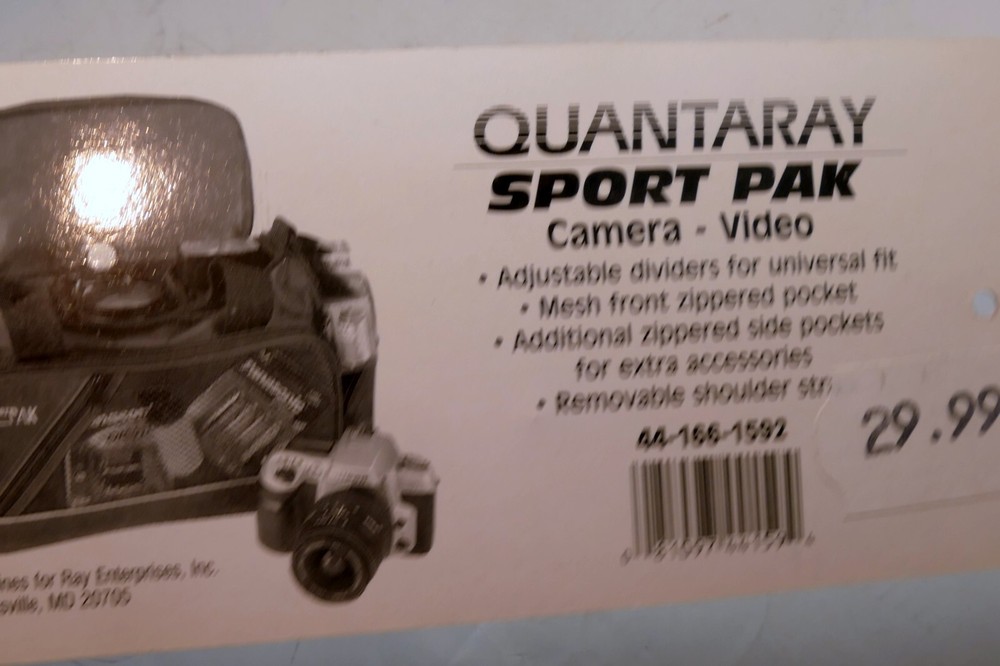 Quantaray Camera Video Sport Pak Compartment case tag