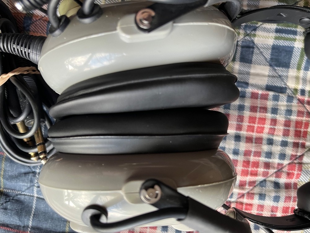 Softcomm Silver Edition C-60 Aviation Pilot Headset