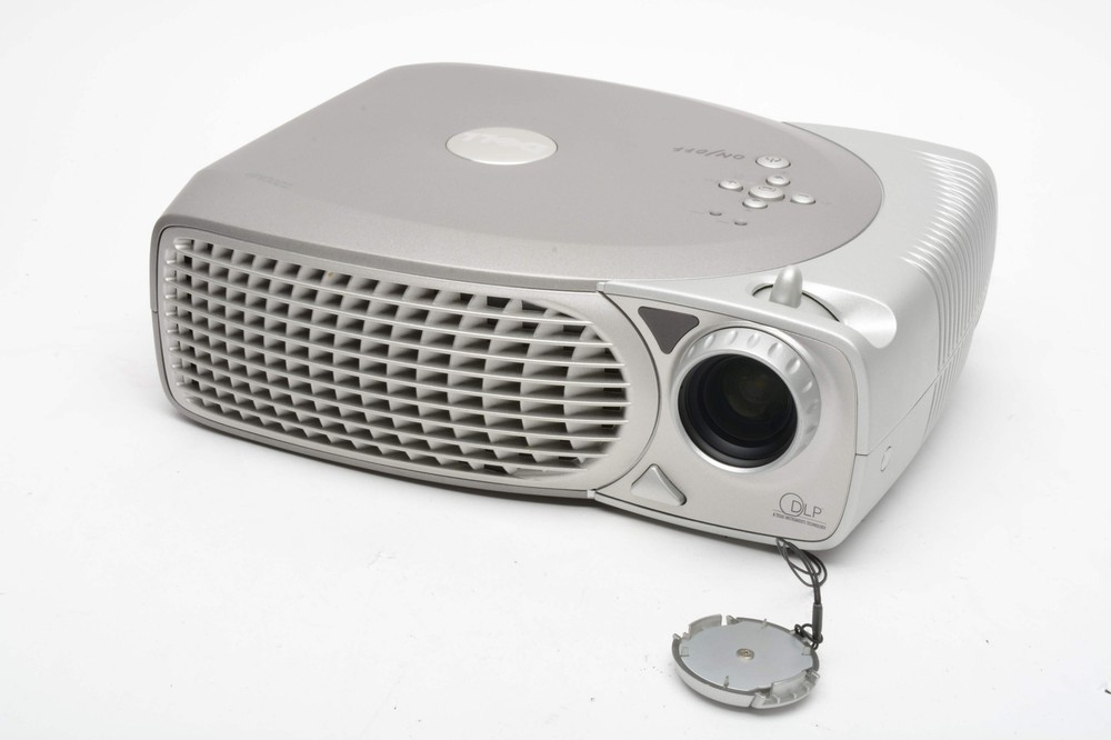 Dell 2200MP DLP Projector, Remote, laser pointer, manual, AV cables, case, Teste