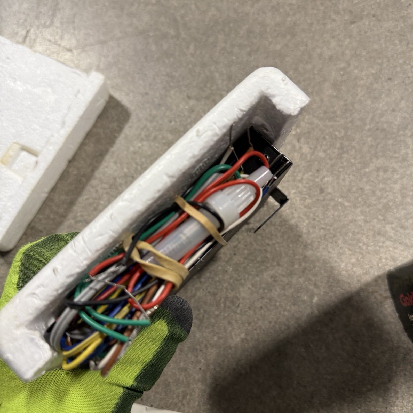 Pyramid SE403G Car Amplifier Equalizer Black Integrated Power *new Old Stock*