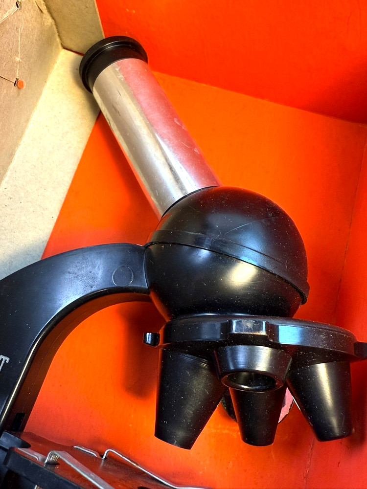 Gilbert Silver Medal Microscope Lab Set w/ 12 Slide Box & Case