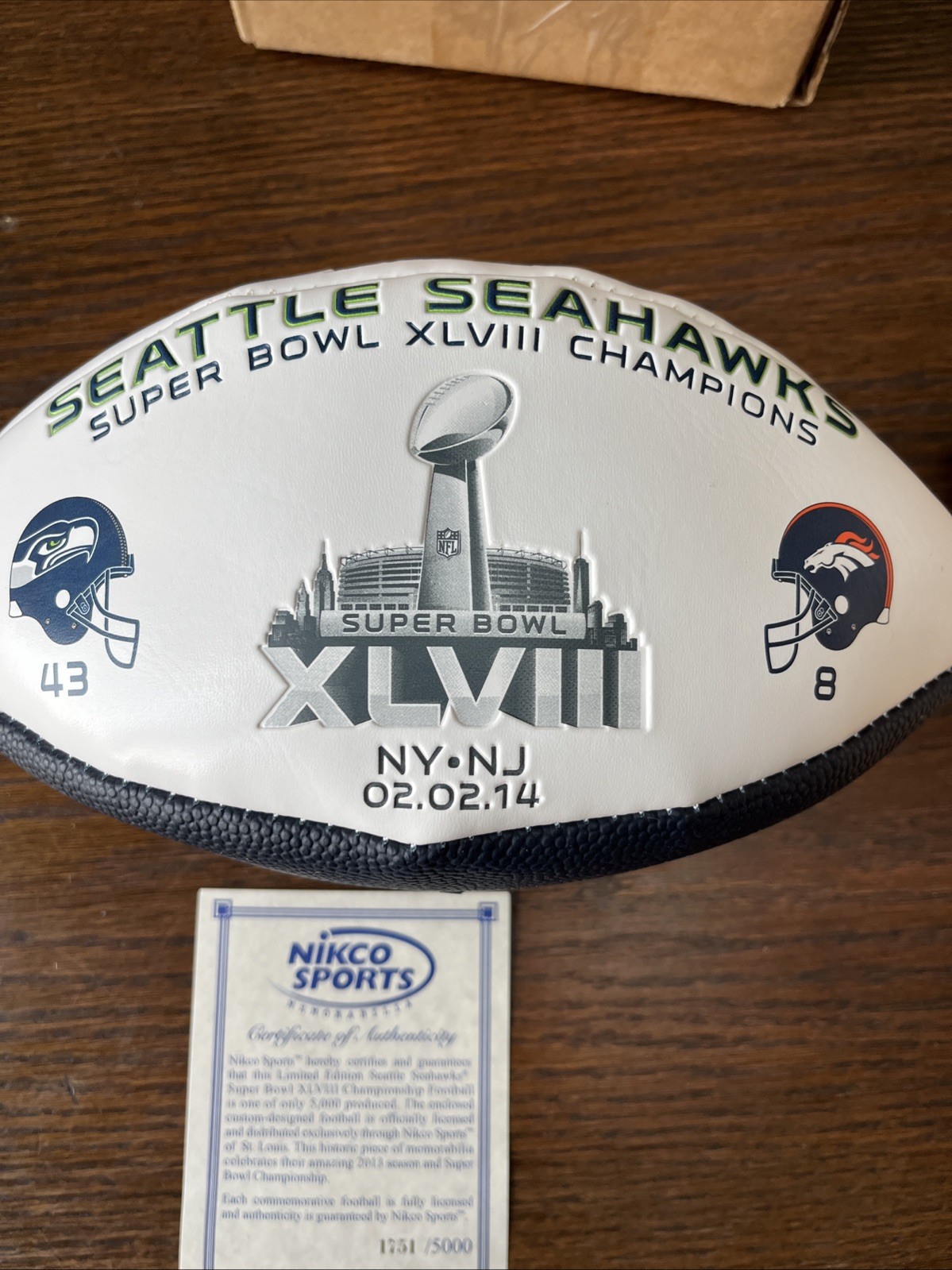 Seattle Seahawks Super Bowl XLVIII Champions Football Limited Edition COA! NIB