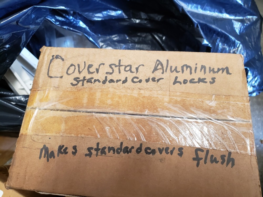 Coverstar A2896 Lock Assembly For Flush Lid Kit Includes 2 Locks NEW