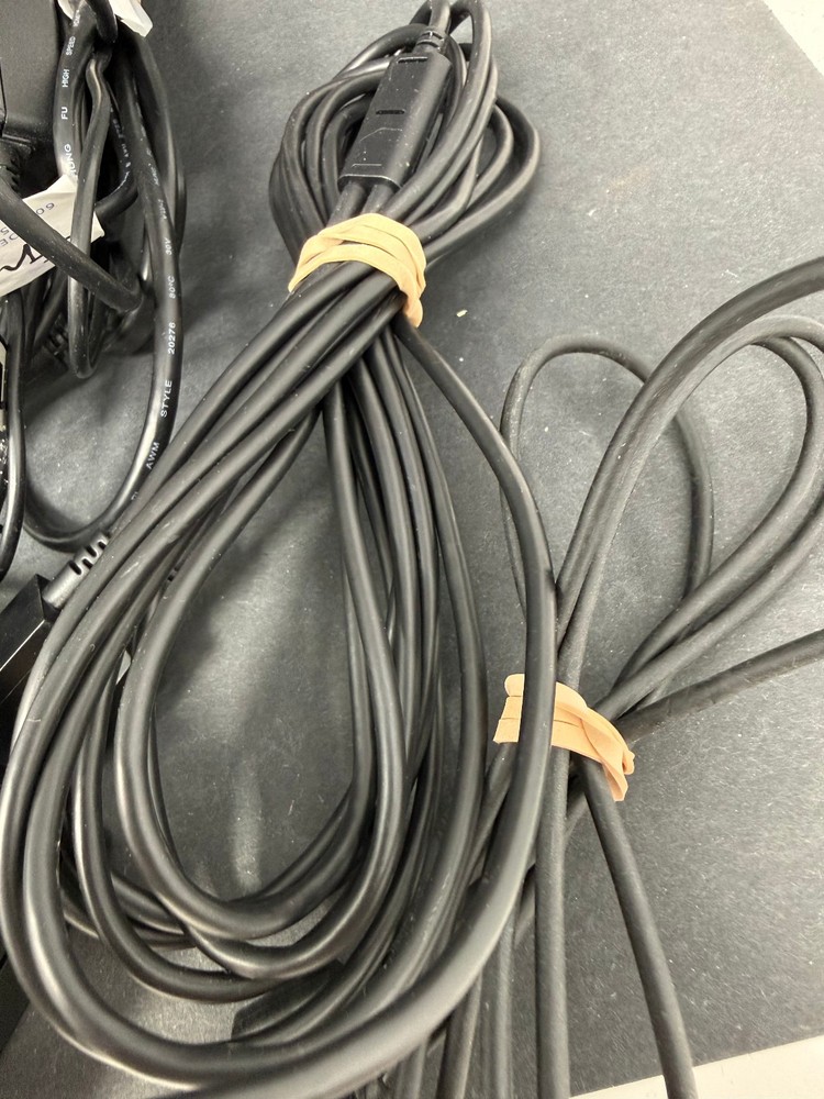 Sony PlayStation VR PS4 Bundle CUH-ZVR2 Headset Set + Motion Controllers