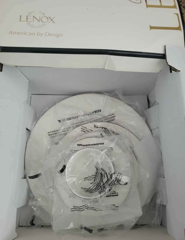 Fine China Place Settings by Lenox