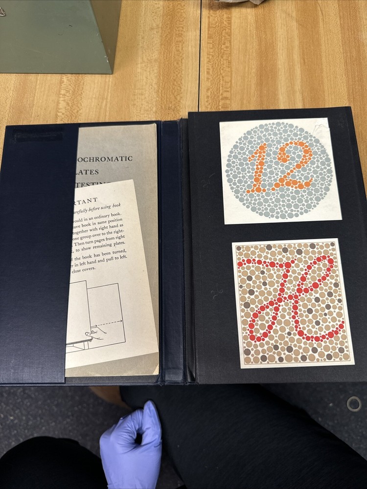 Pseudo-Isochromatic Plates for Testing Color Perception - American Optical 1940