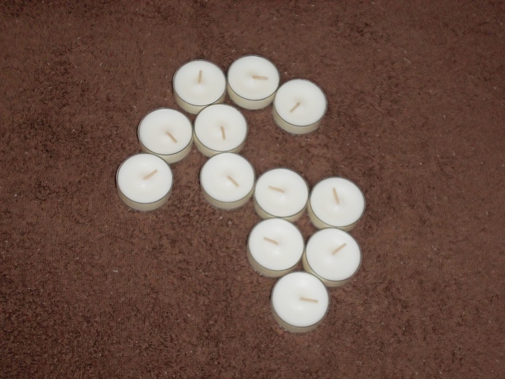 Partylite White Rose Tealights -- RETIRED