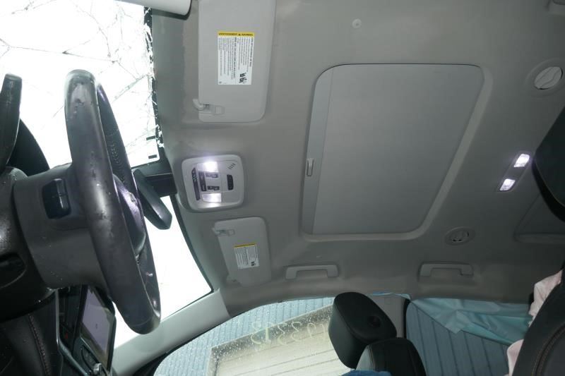 TRAVERSE 2019 Camera/Projector 1879221