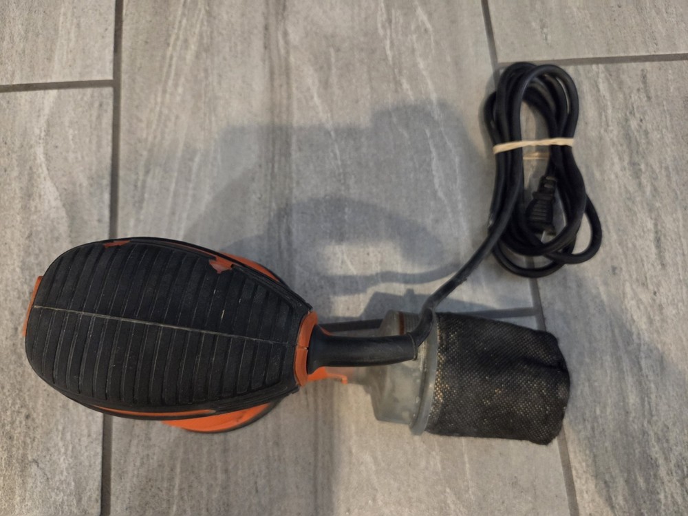 Black+Decker BDER0100 5" Random Orbit Sander Corded – Tested Working, Save $