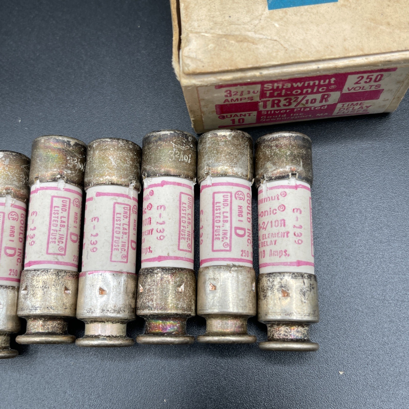 Gould () Shawmut TR3-2/10R TRI-ONIC Fuses 3.2A 250Vac 160Vdc Time Delay Lot 6