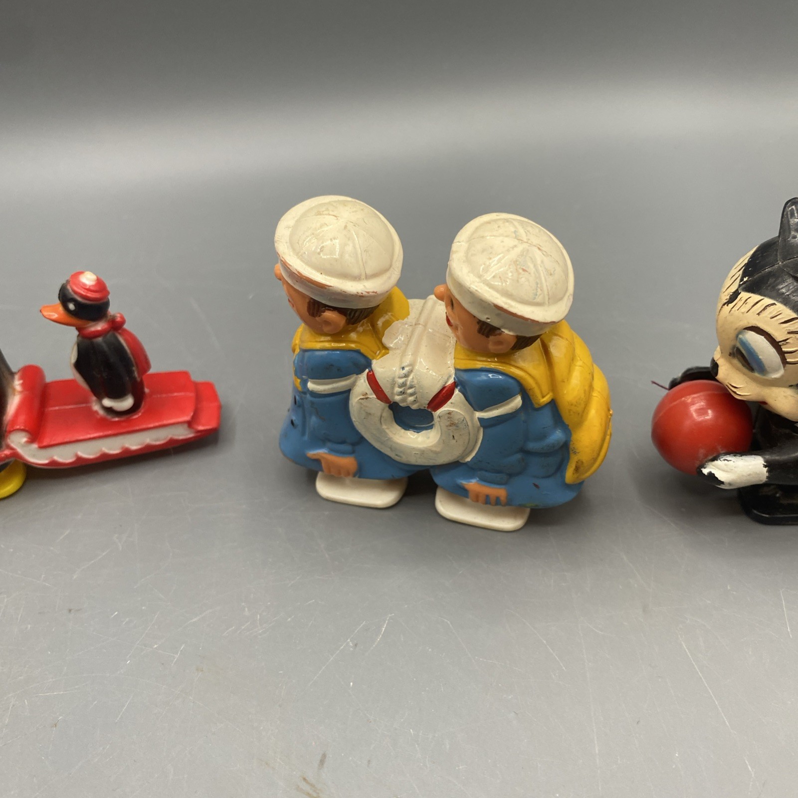 Vintage 1960’s Marx Ramp Walker Lot Of 5 Penguins/Sailors/Soldiers/Cat