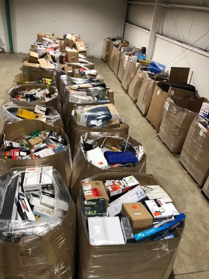 Ultimate Mega Value Premium Bundle – High-End Liquidation Mix Target - LARGE