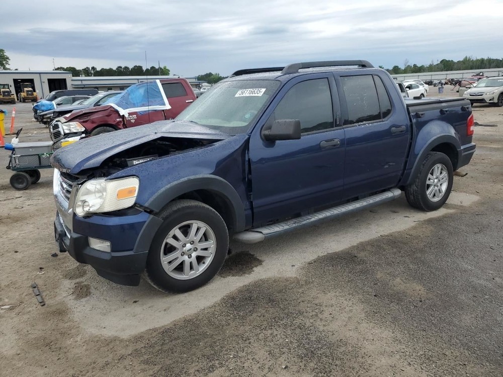 EXPLORER 2007 Glove Box 4815440