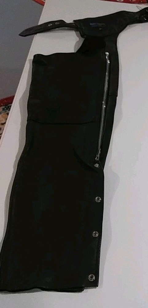 Unisex VANCE Black LEATHER, Deep Pockets, MOTORCYCLE / BIKER Chaps REALLY NICE!